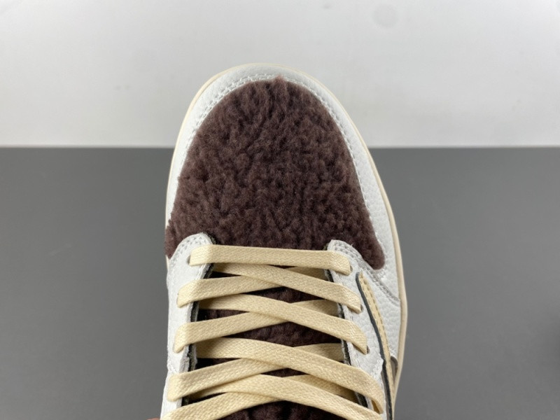 Labubu x Travis Scott x Air Jordan 1 Low DM7866-717