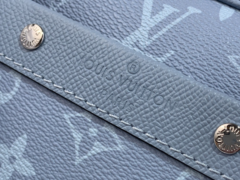 l0vis Vvtt0n trio jm messenger