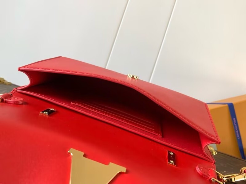 l0vis Vvtt0n wallet on chain capucines