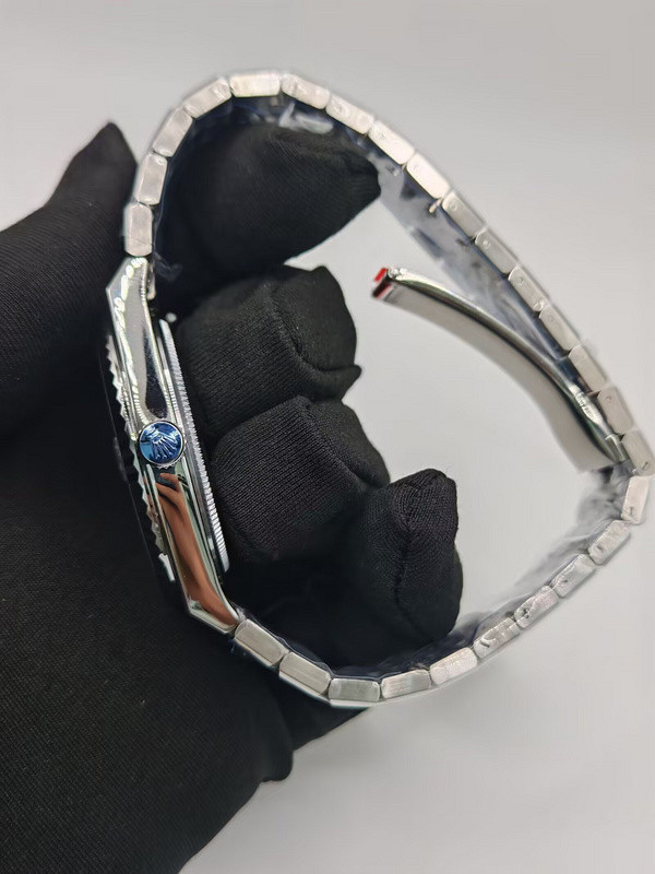 r-o-l-e-x S*per clone top version watch