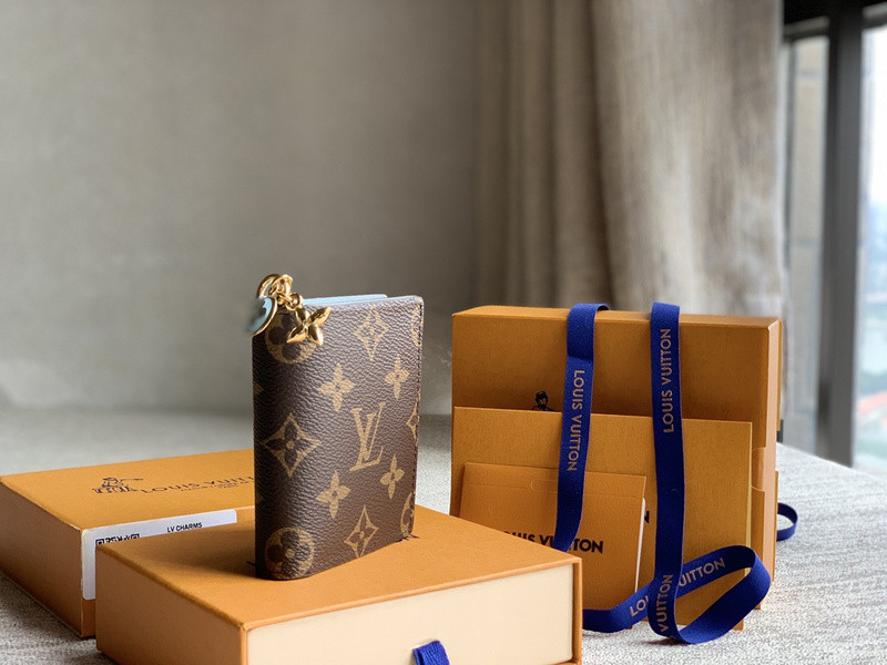 LV Charms Pocket Wallet Monogram