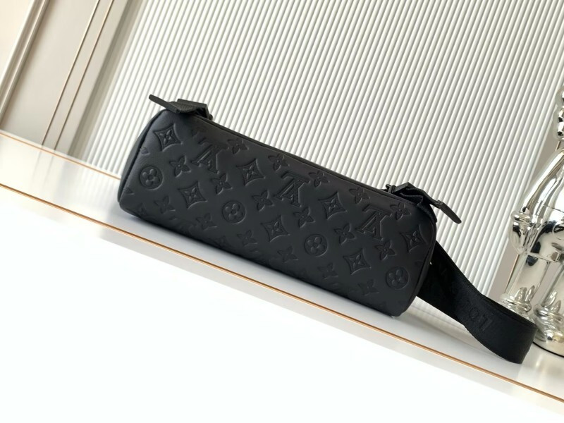 l0vis Vvtt0n messenger voyager pm g65