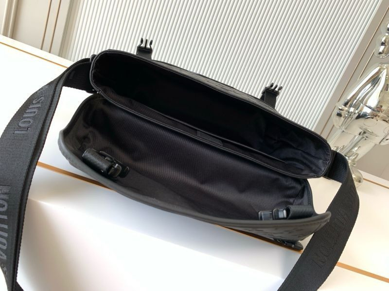 l0vis Vvtt0n messenger voyager pm g65