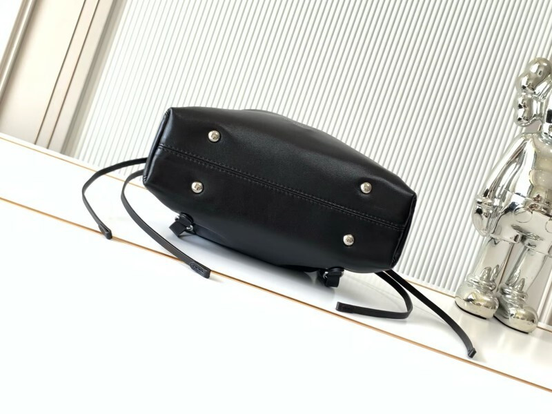 1V Off Duty Backpack Vibe