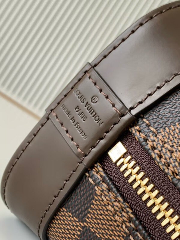 l0vis Vvtt0n alma bb damier ebene crossbody