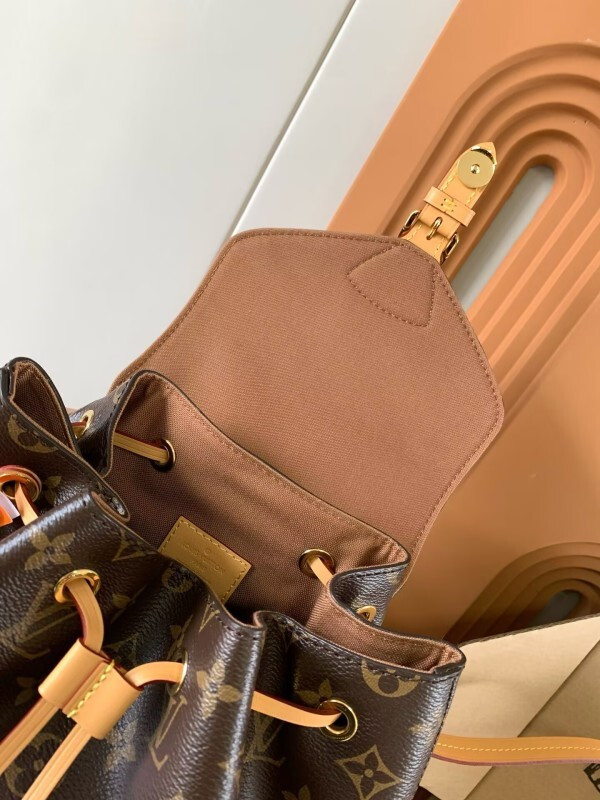 L*uis V*itton Montsouris