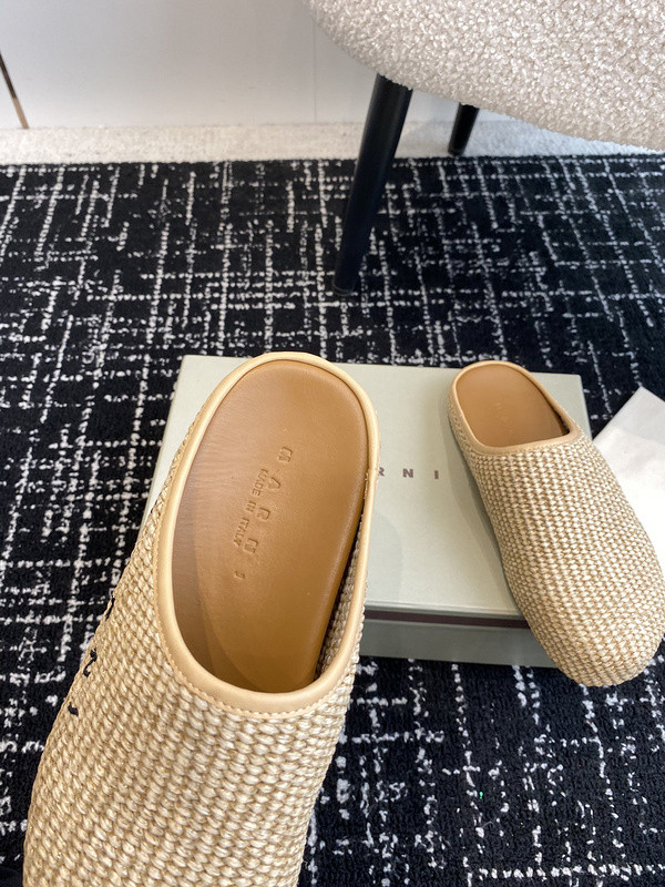 Marni Fussbett Sabot