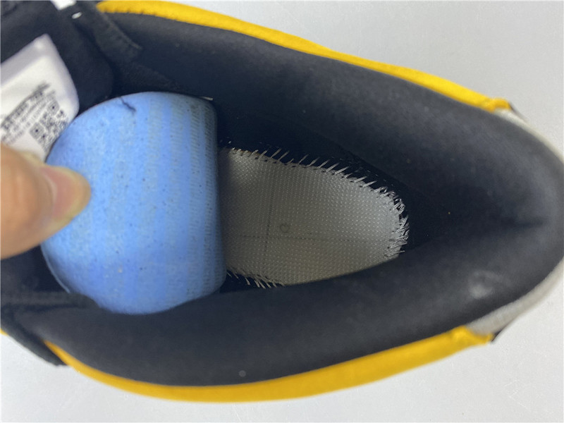 Air Jordan 14 “Ferrari” BQ3685-706