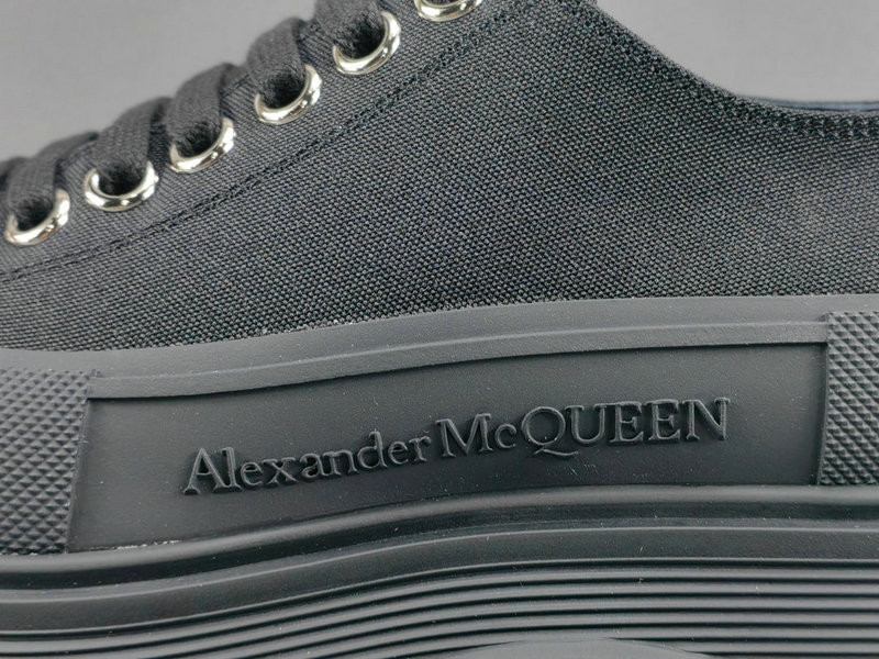 a1exa*der Mcqv*en sneaker