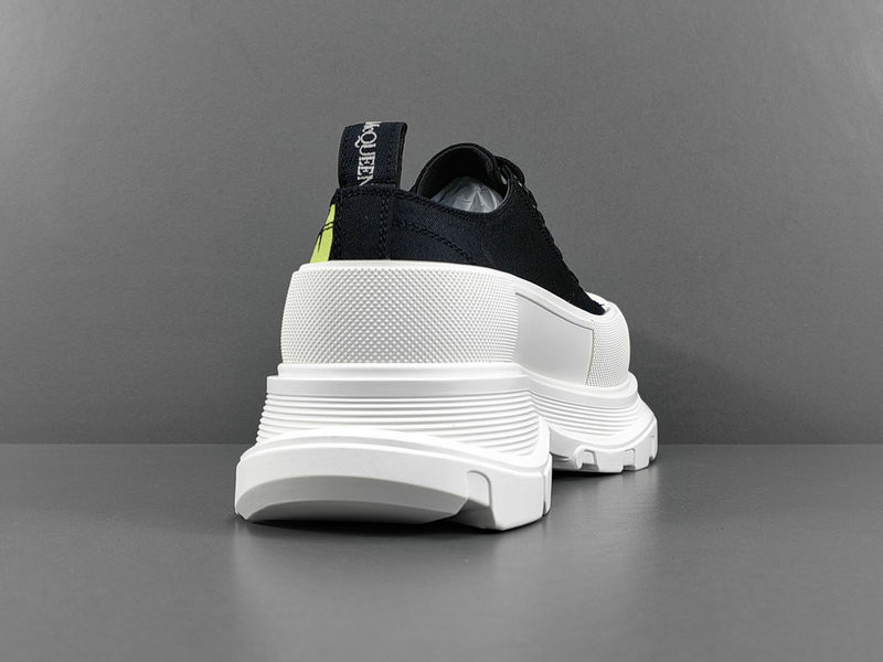 a1exa*der Mcqv*en sneaker