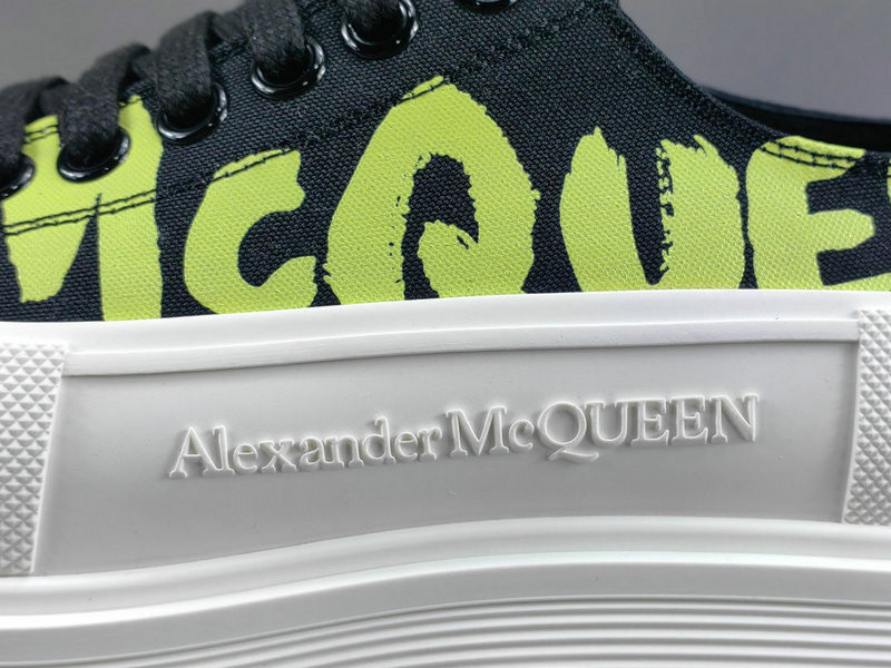a1exa*der Mcqv*en sneaker