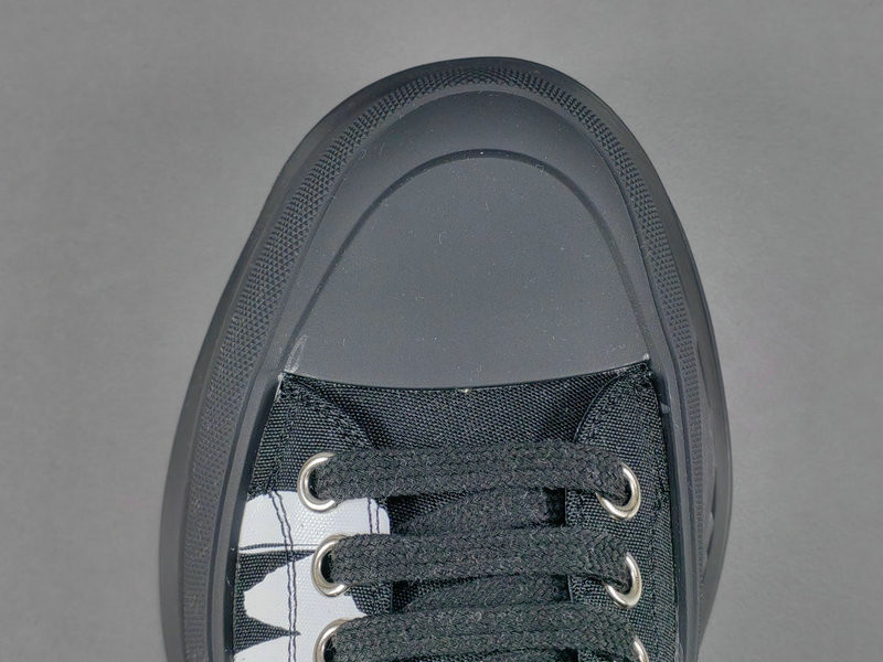 a1exa*der Mcqv*en sneaker