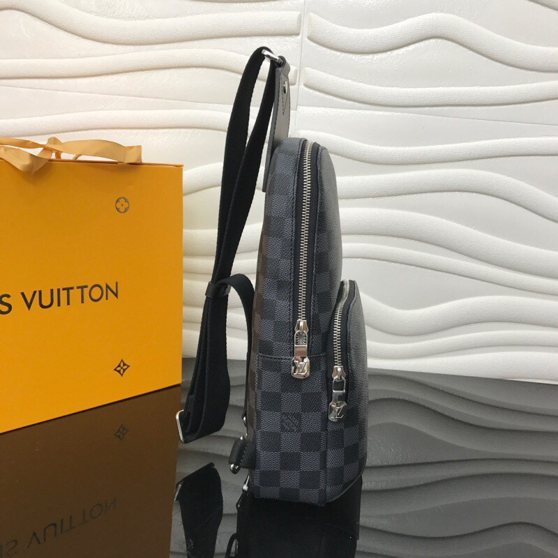 L*uis V*itton Shoulder Bag