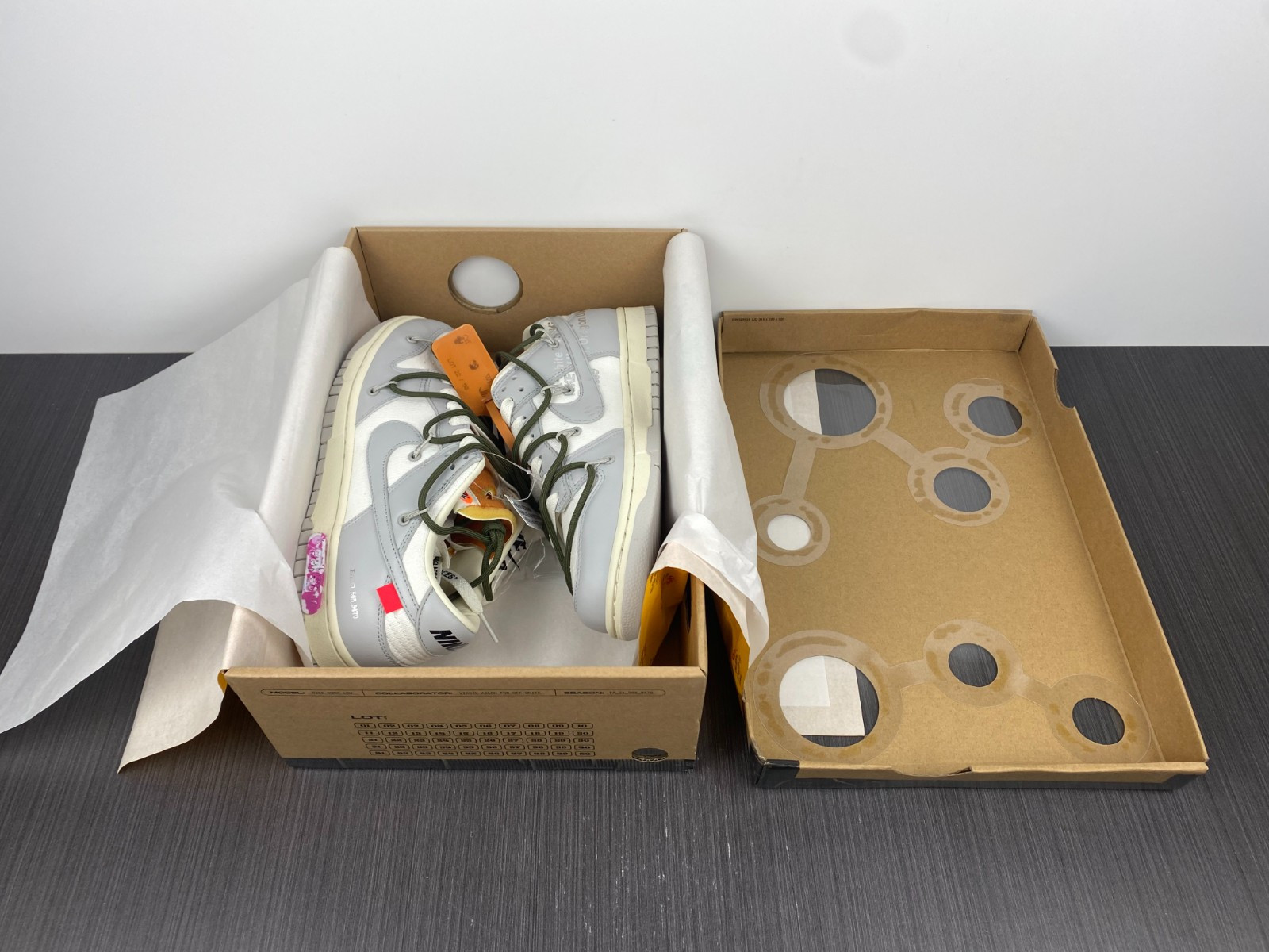 NIKE DUNK LOW OW LOT 22 OF 50 DM1602-124