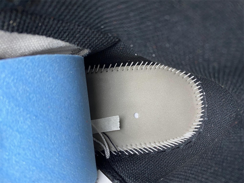 Jordan 1 Retro High Track Red 555088-112