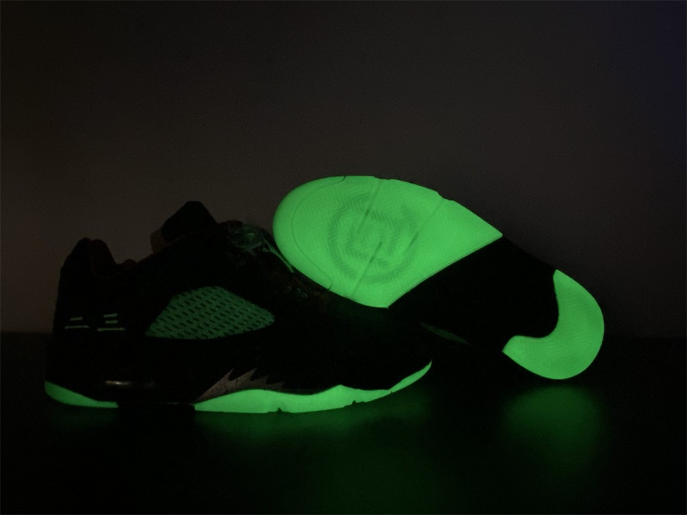 Air Jordan 5 Low Black Green Red DM4640-036