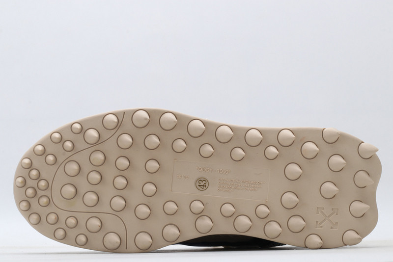 OW C/O ODSY-1000 SPORTS SHOES