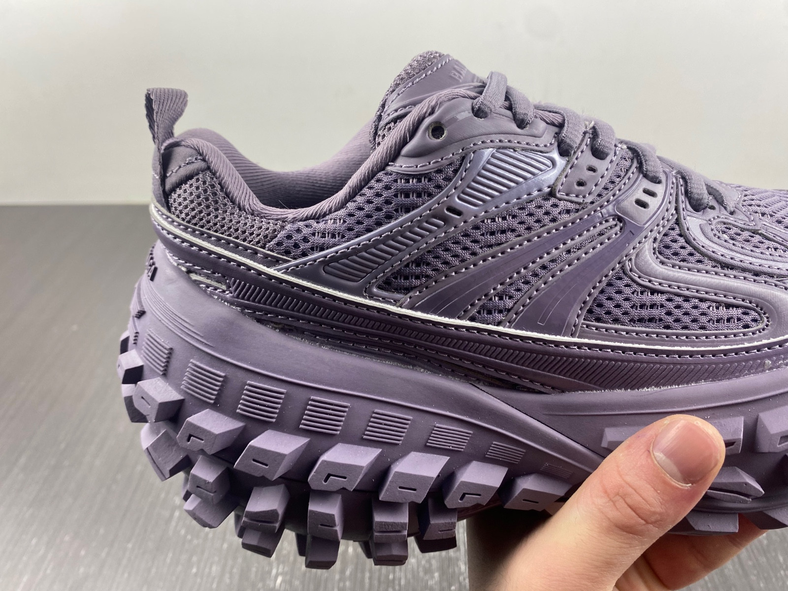 Ba*len*cia*ga bouncer chunky-sole sneakers