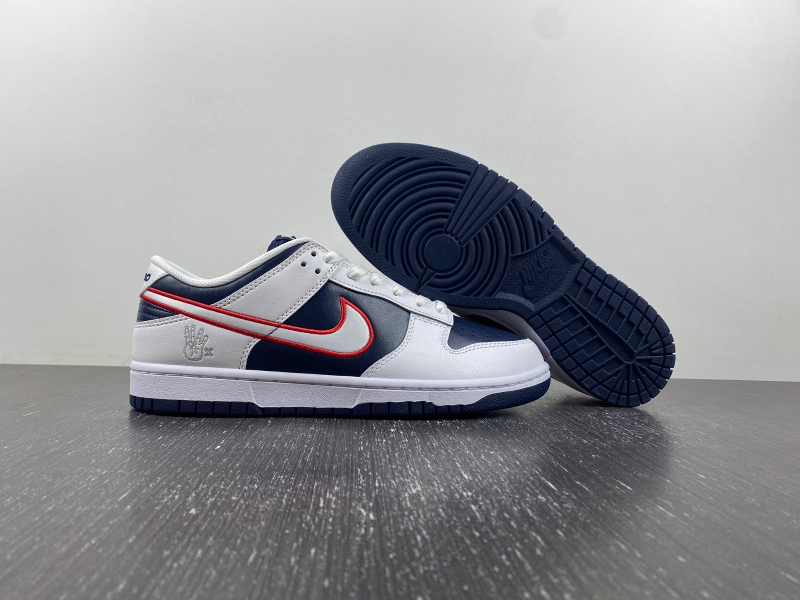 Nike Dunk Low "Houston Comets Four-Peat" DZ2780-100