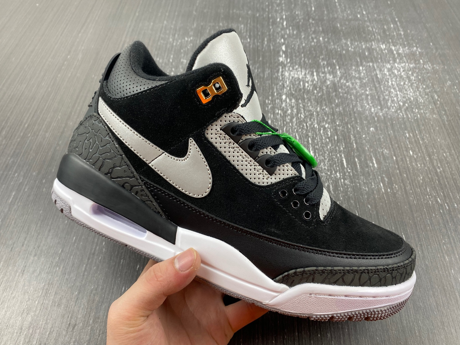 Jordan 3 Retro Tinker Black Cement Gold - CK4348-007