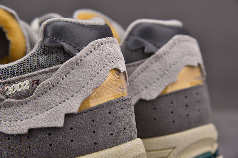 New Balance 2002R Protection Pack Rain Cloud M2002RDA