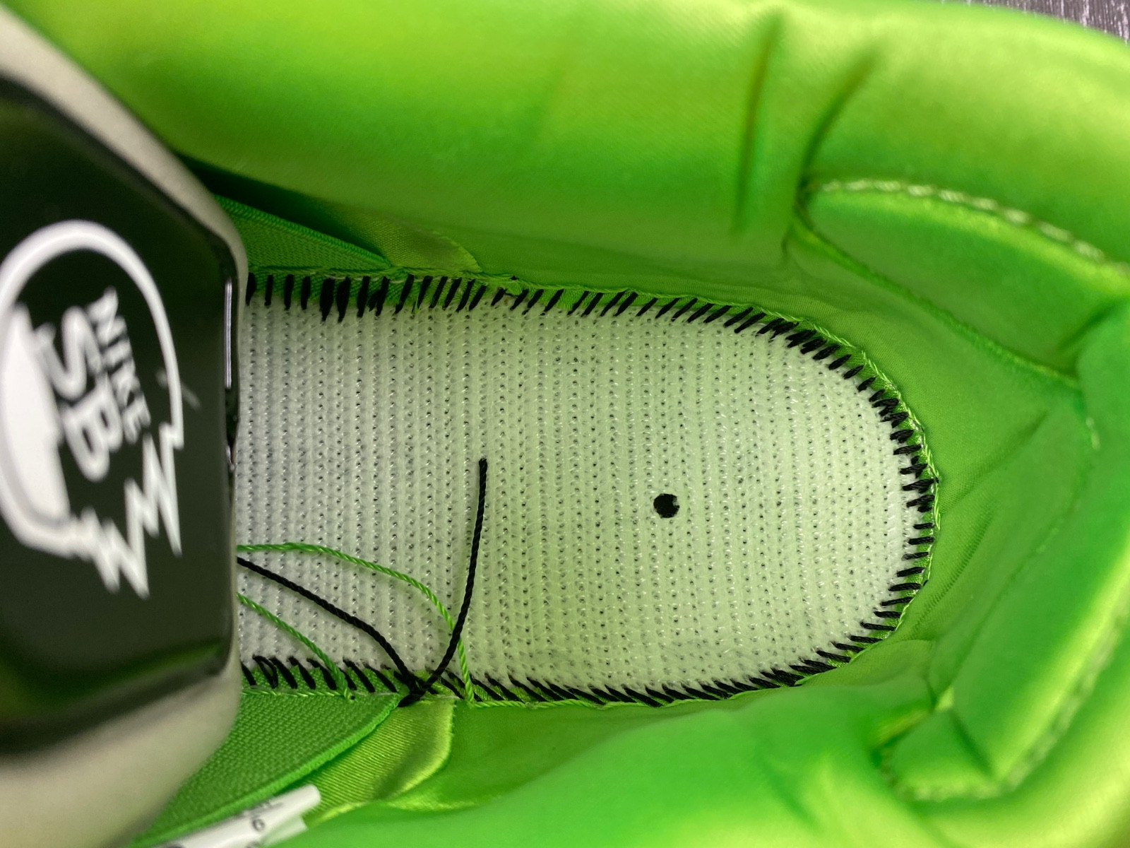 Powerpuff Girls Nike SB Dunk Low "Buttercup" FZ8319-300