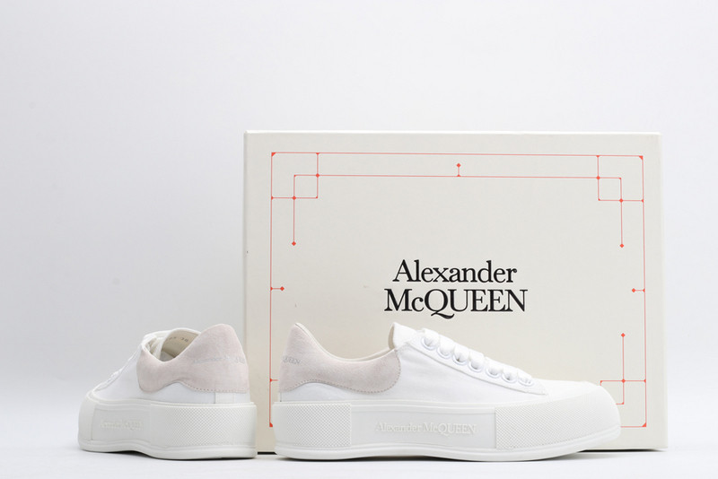a1exa*der Mcqv*en sneaker