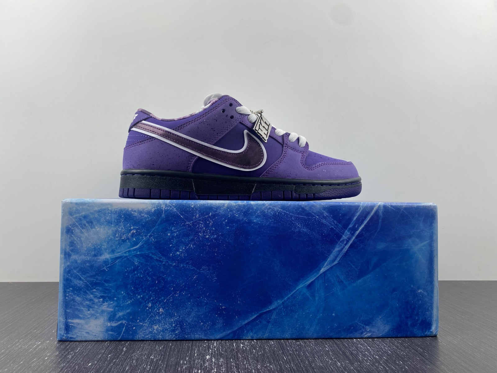 NIKE SB DUNK LOW CONCEPTS PURPLE LOBSTER BV1310-555
