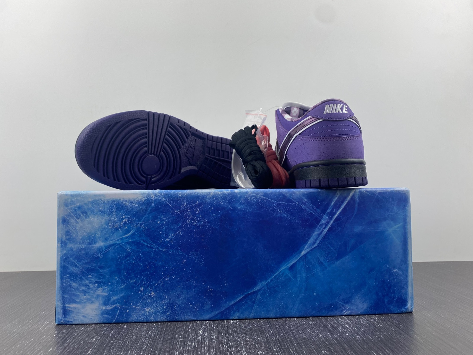 NIKE SB DUNK LOW CONCEPTS PURPLE LOBSTER BV1310-555