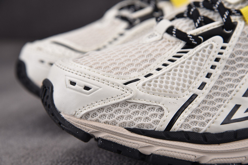 Ganni x New Balance 1906R Egret M1906RGG