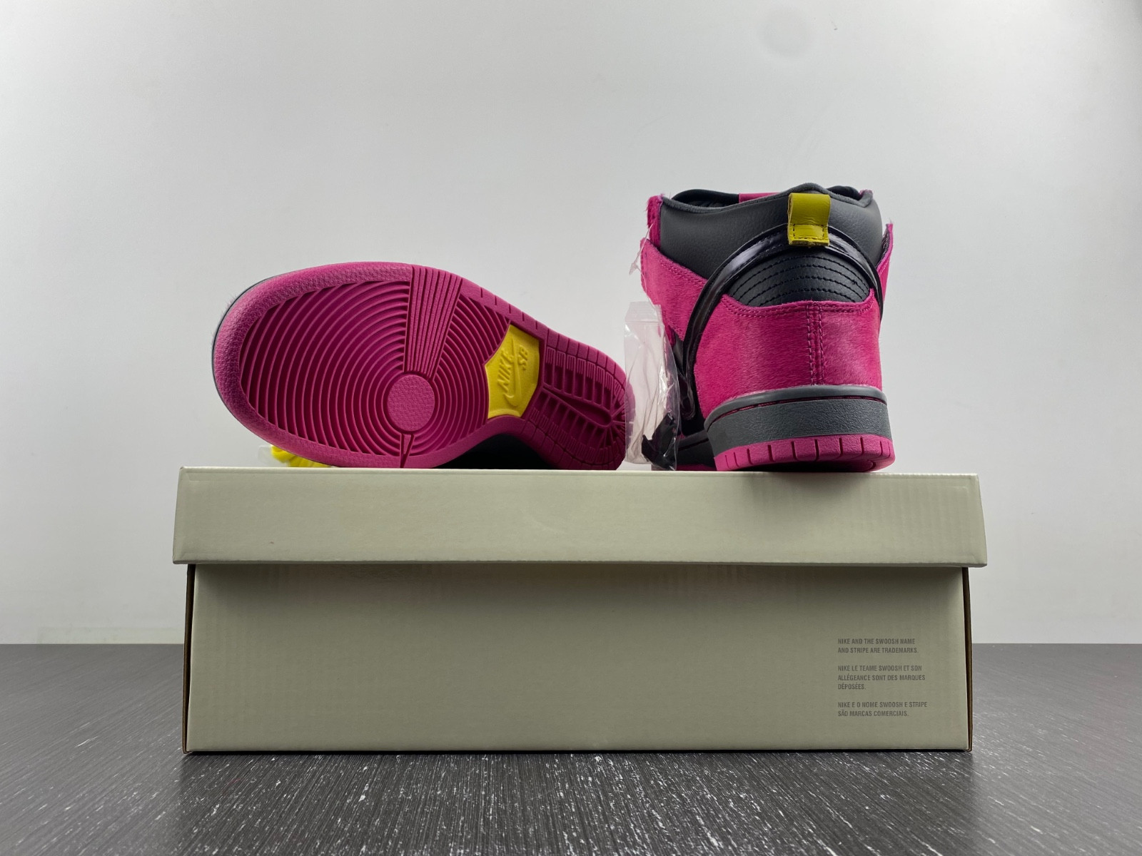 The Jewels x Nike SB Dunk High DX4356-600