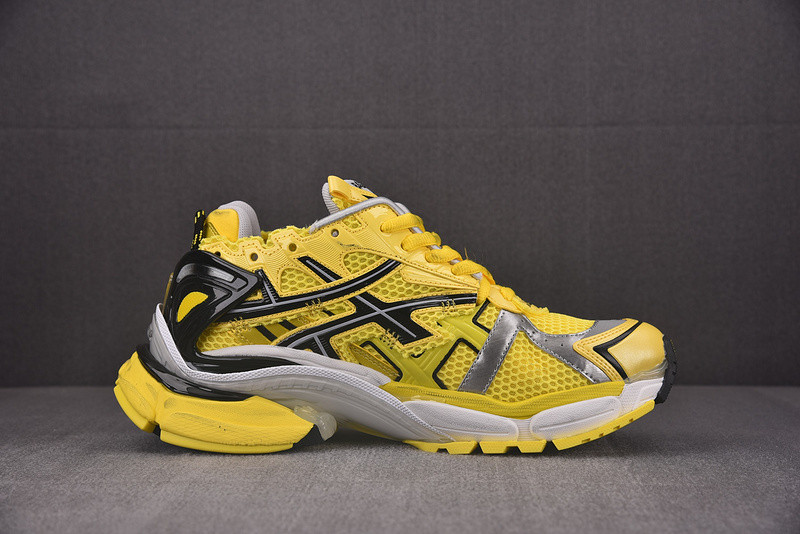 Ba*len*cia*ga runner 67403 w2rd3 0510