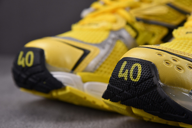 Ba*len*cia*ga runner 67403 w2rd3 0510