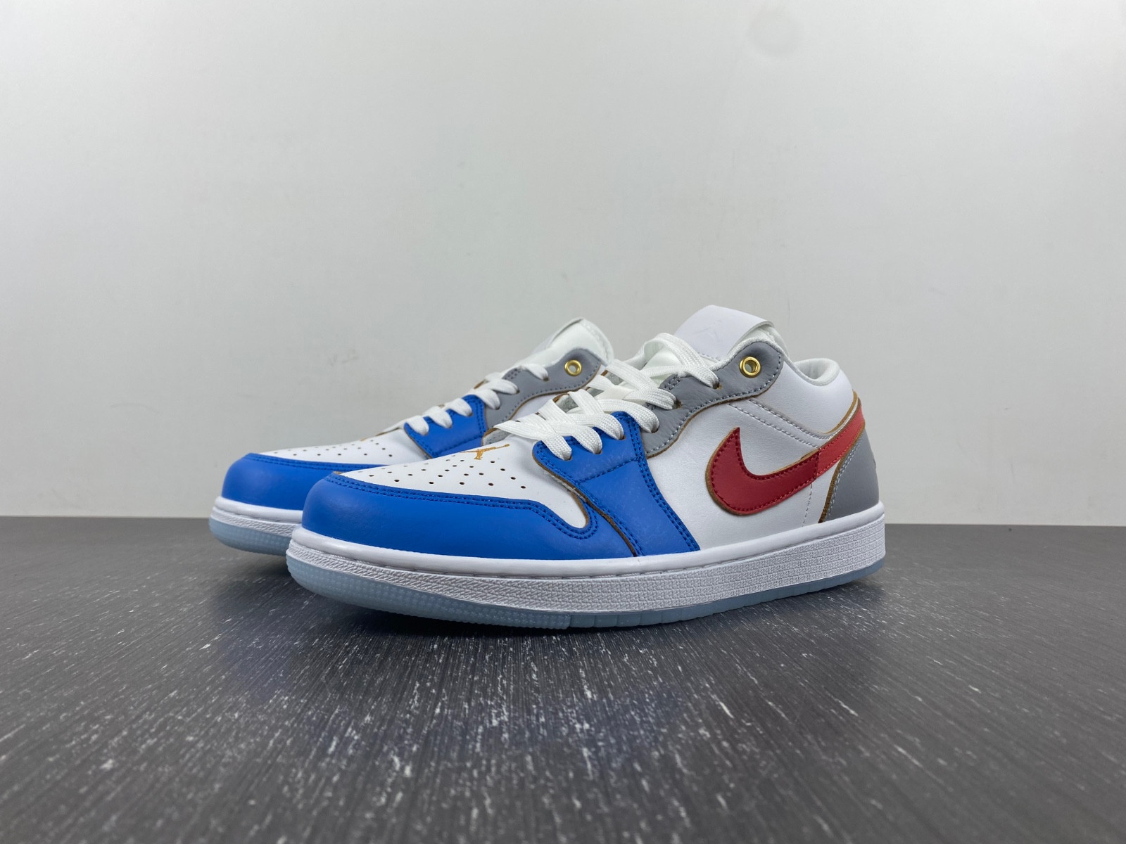 Air Jordan 1 Low Philippines FN8901-164