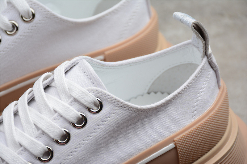 a1exa*der Mcqv*en sneaker