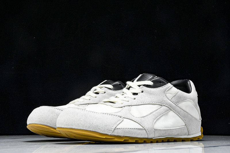 b0tt*ga Ven*ta orbit sneaker