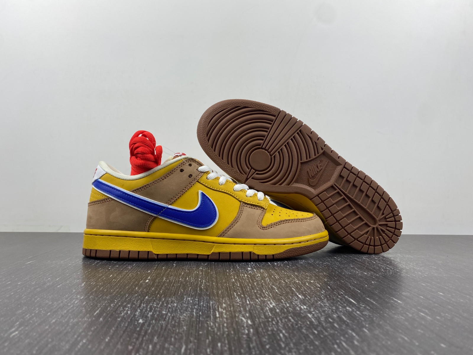 Nike SB Dunk Low PREM 313170-741
