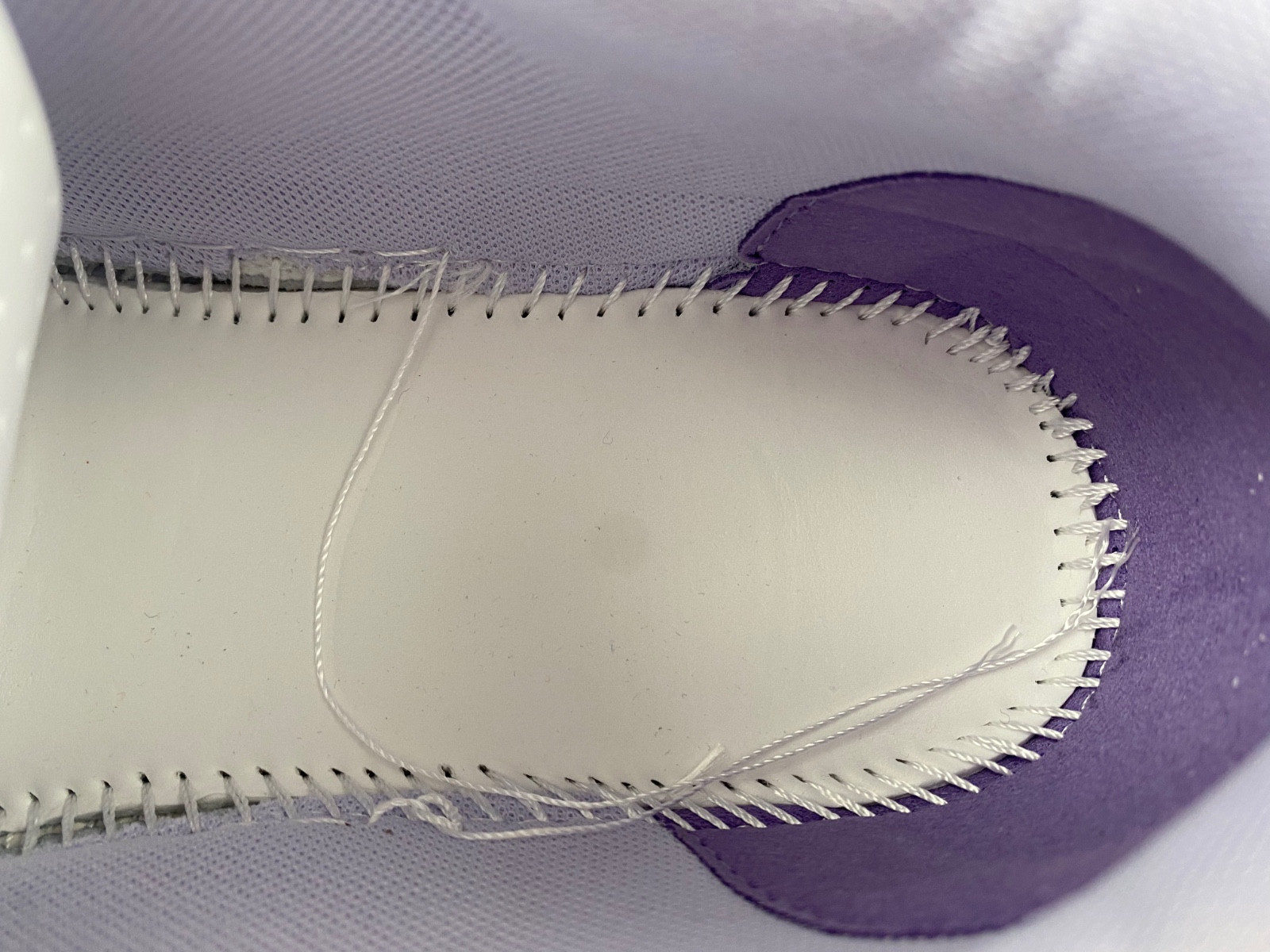 Off-White c/o Virgil Abloh