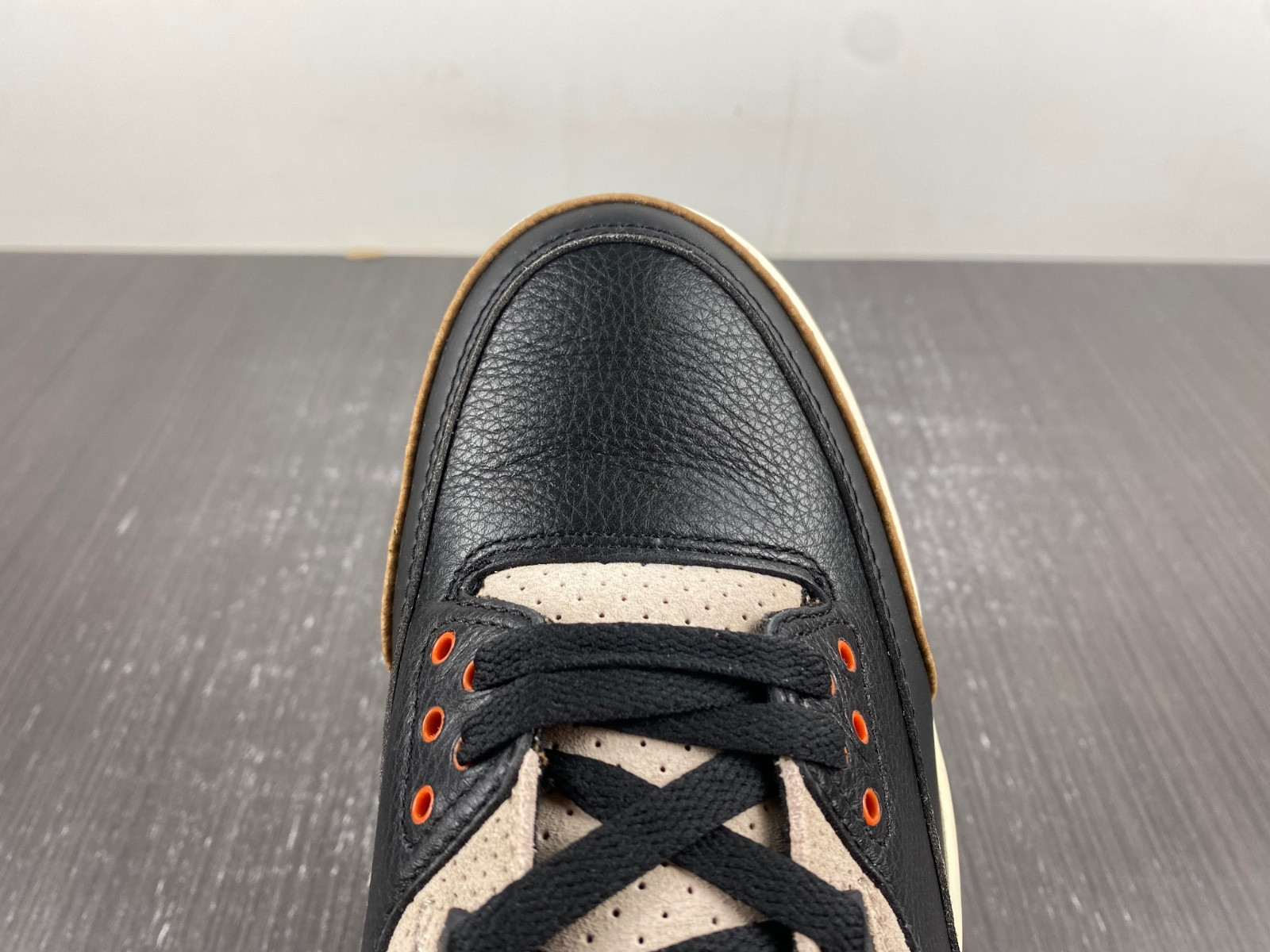 AIR JORDAN 3 “DESERT ELEPHANT” CT8532-008