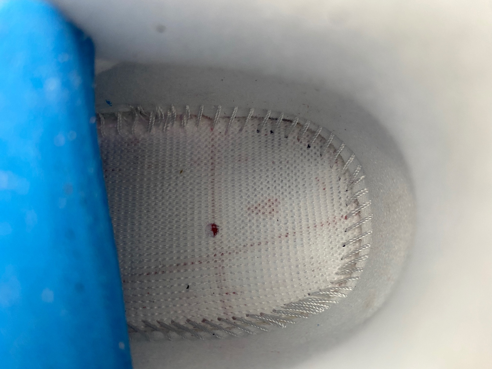 KAWS x Air Jordan 3 DZ2628-001