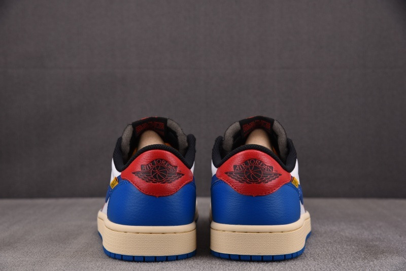 Air Jordan 1 Low UN HQ6998-146