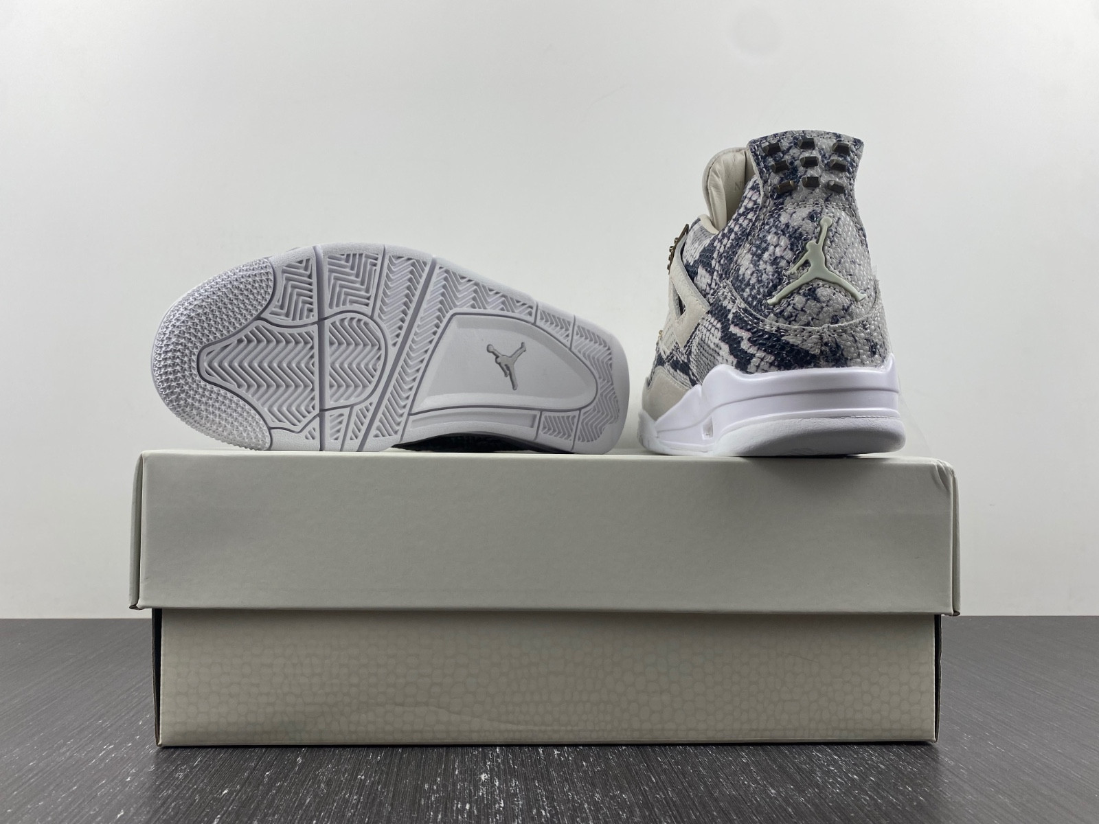 Air Jordan 4 Premium “Snakeskin” B19139-030