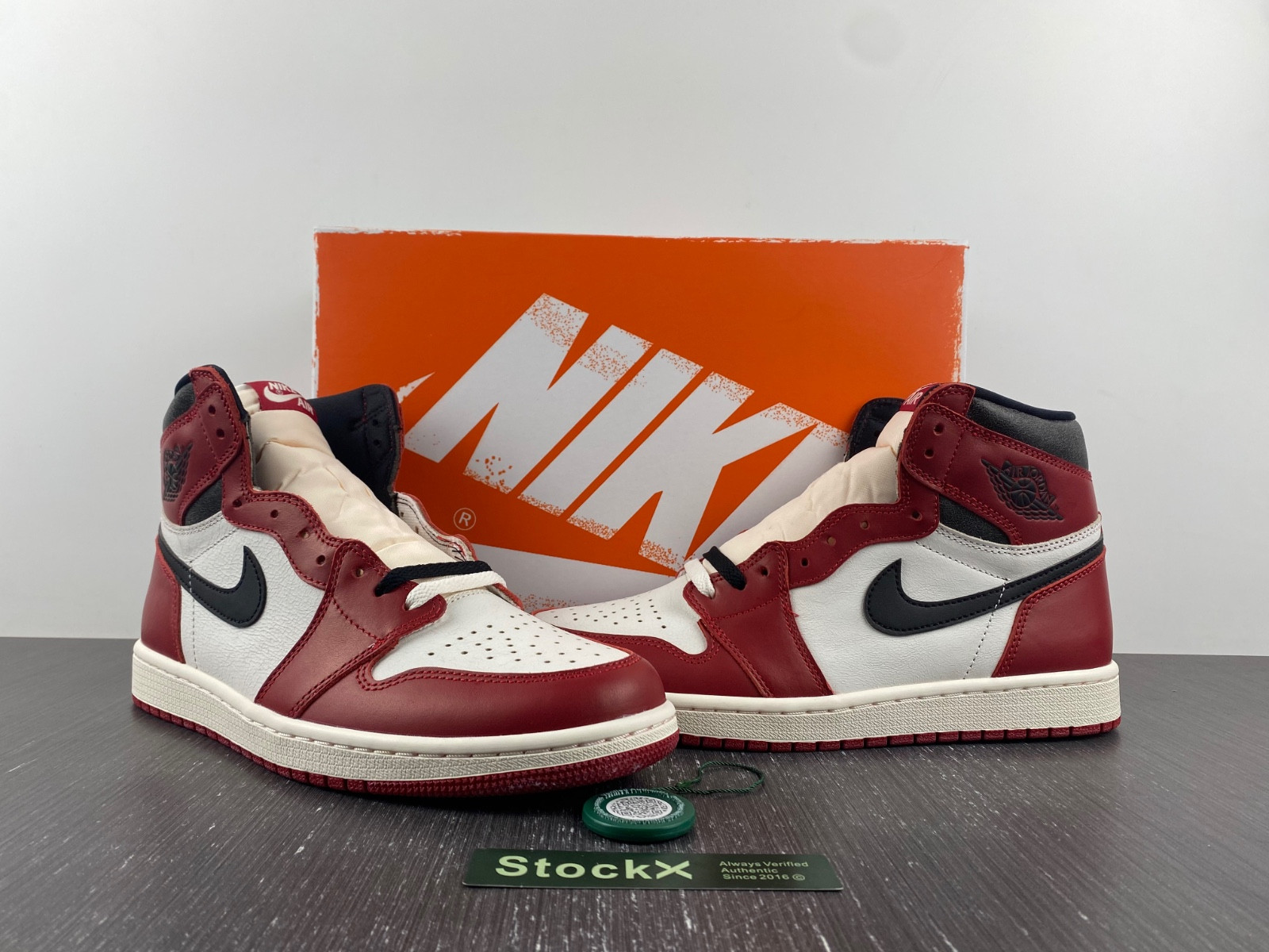 Jordan 1 Retro High OG Chicago Lost and Found DZ5485-612