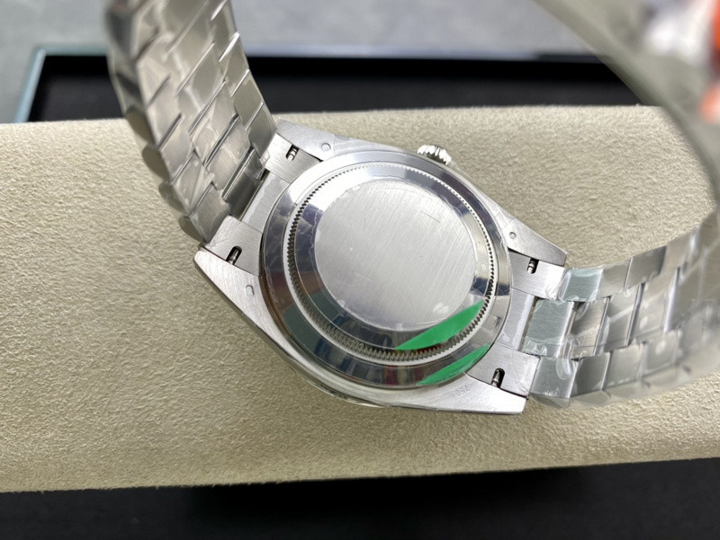 r-o-l-e-x S*per clone top version watch