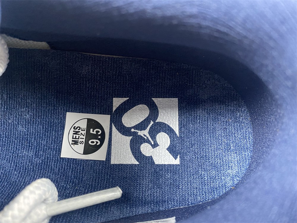 Jordan 11 Retro Low Georgetown 528895-007