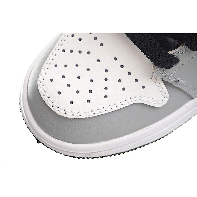 AIR JORDAN 1 KIDS SHOES