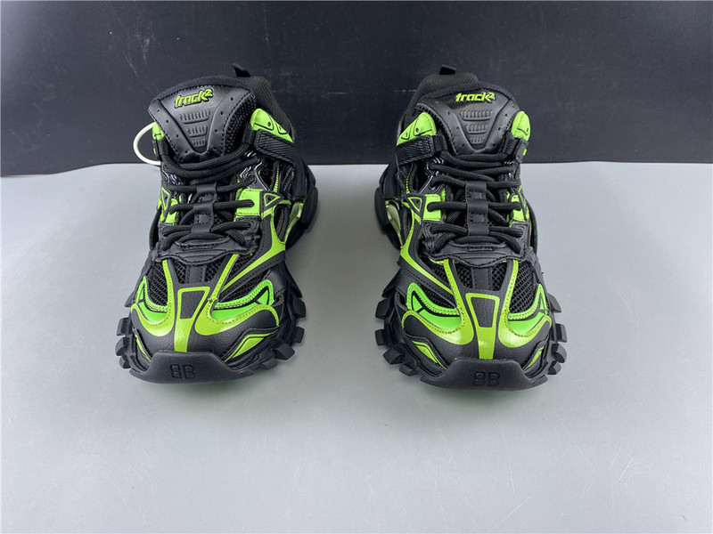 Ba*len*cia*ga tess s. gomma trek low top sneakers (black and green) 570391 w2gn1 1012