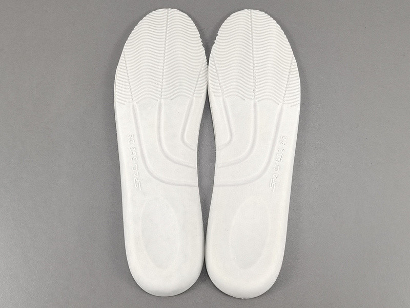 a1exa*der Mcqv*en sneaker