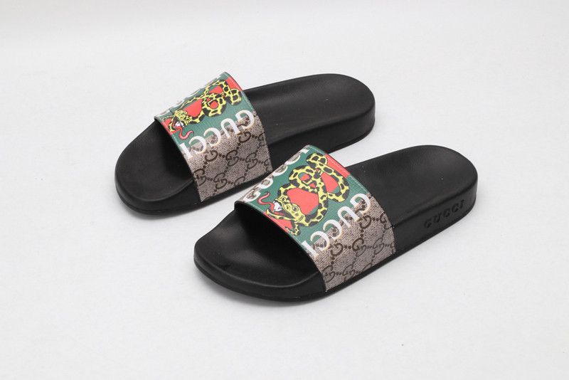 GUC LEATHER SLIDE
