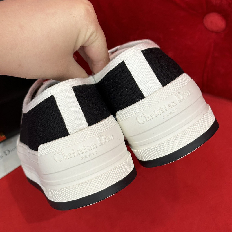 B23 OBLIQUE LOW SNEAKERS